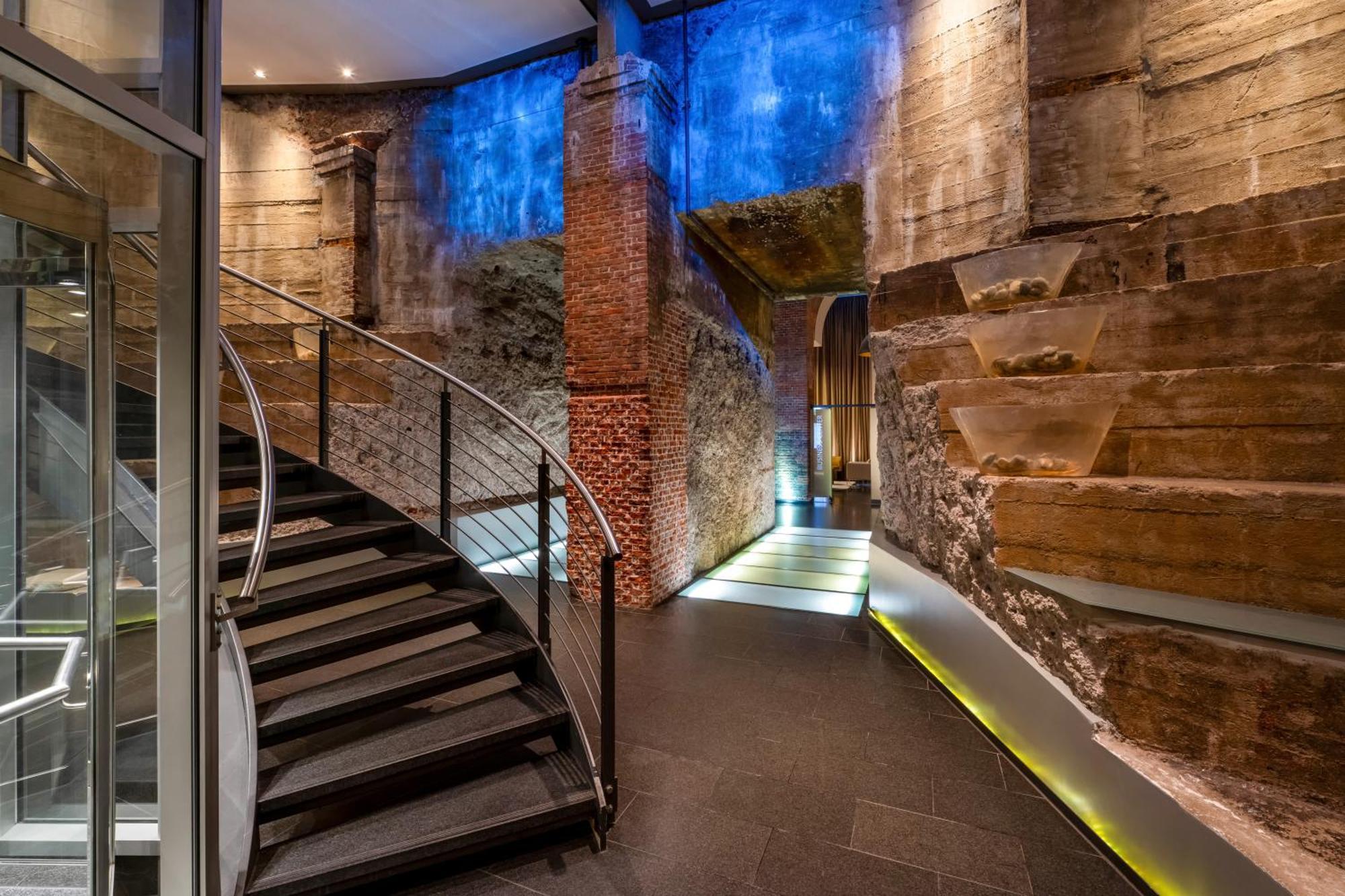 Hotel Mövenpick 4*